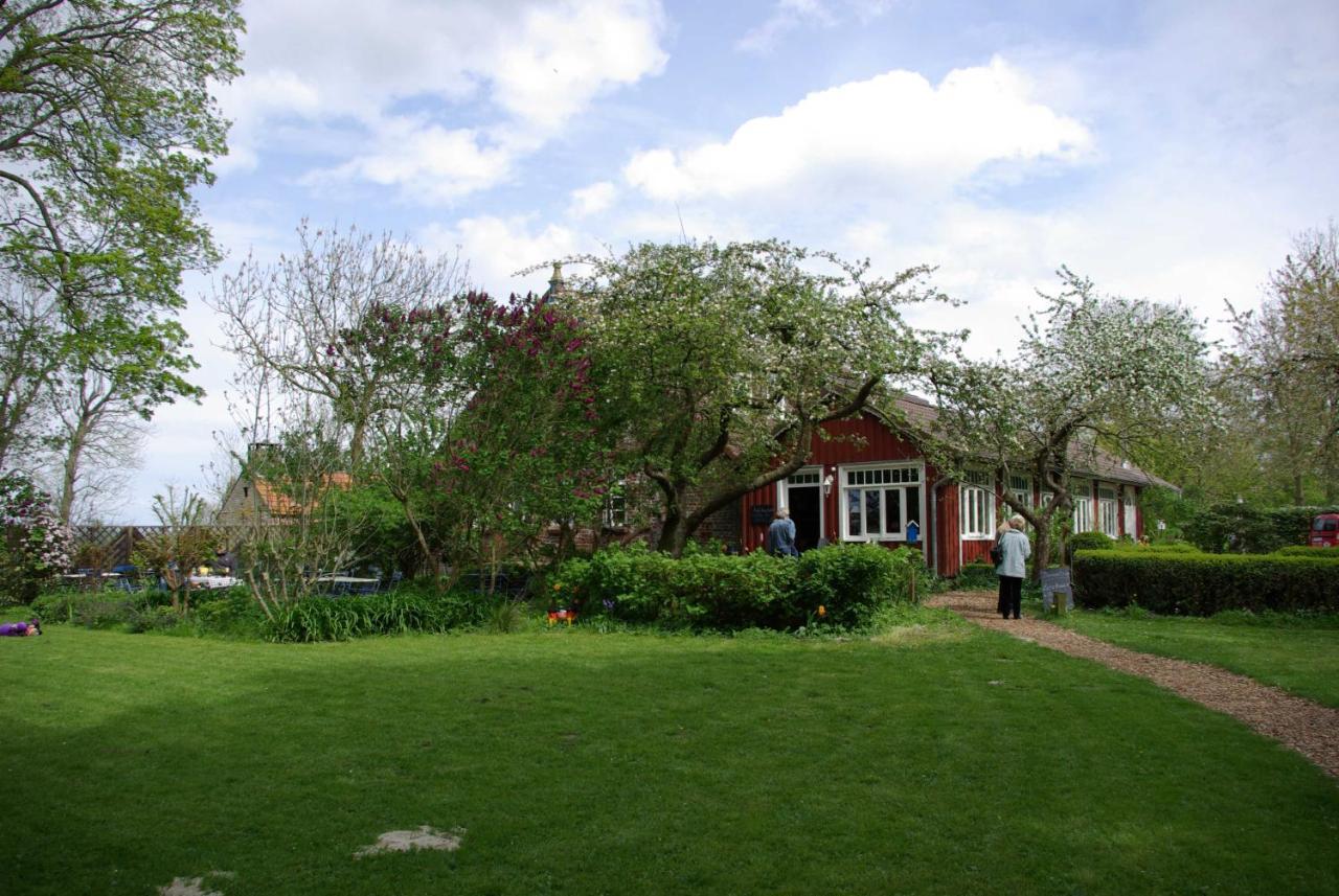 Witte Huus 75m² und 51m² Ferienwohnungen Hooksiel Exterior foto